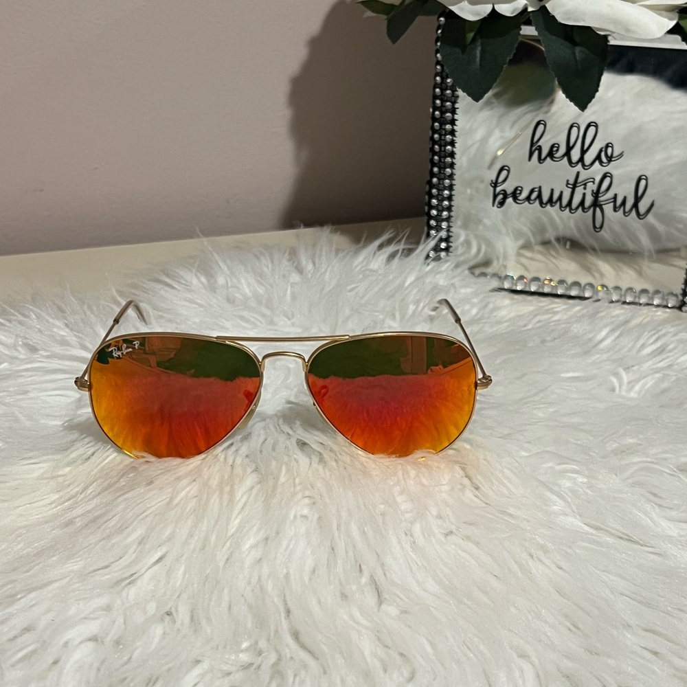 Ray-Ban Polarized Flash Lens Aviators